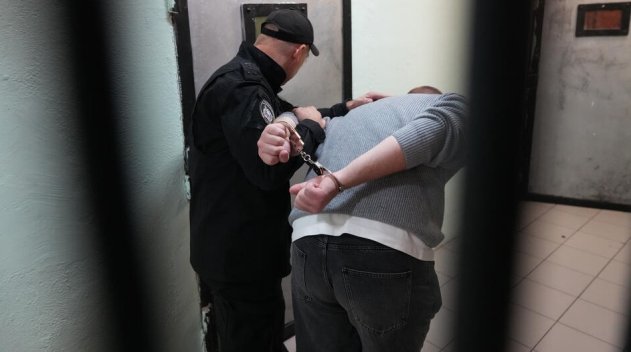 Житель Красноярского края обманул бойцов СВО на 16 млн и купил матери квартиру - «Новости»
