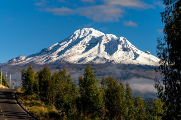 Какая точка на Земле ближе всего к звёздам? Вы удивитесь, но это даже не Эверест!